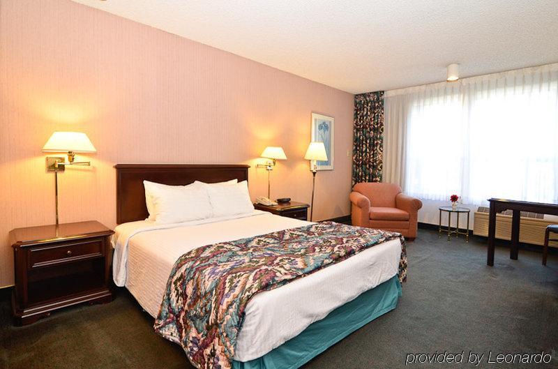 County Inn Mountain View Room photo